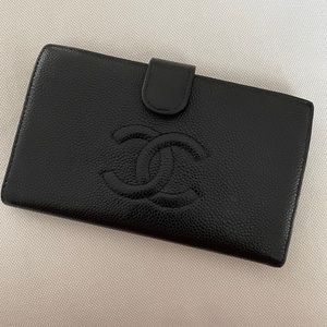 Chanel Caviar Leather Bifold Wallet